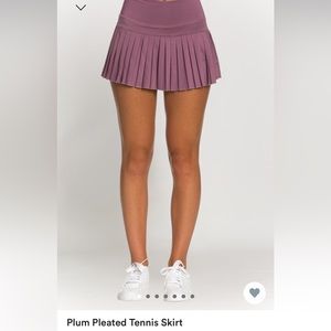 Gold Hinge Plum pleated tennis skirt S Small